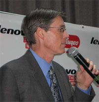 Вице-президент Lenovo и глава бизнес операций подразделения MIDH, Джей Ди Ховард